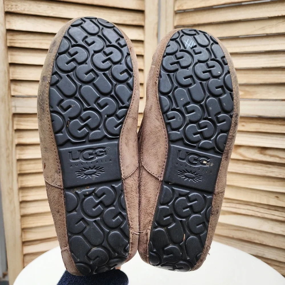 UGG sz 11